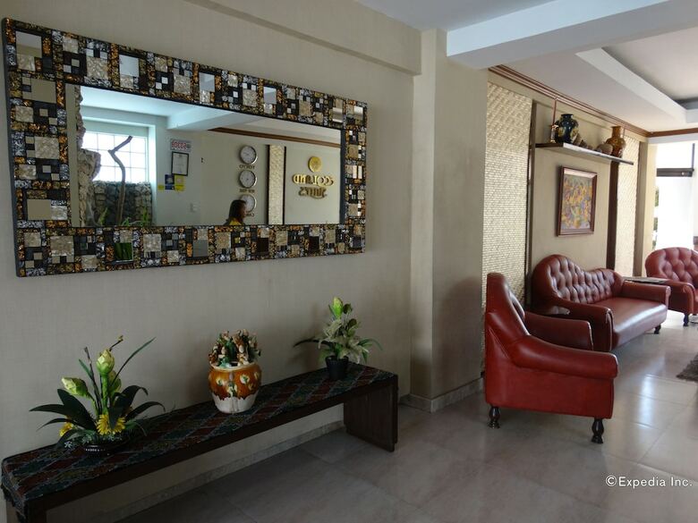 Hotel Ecoland Suites & Inn