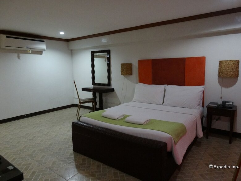 Hotel Ecoland Suites & Inn