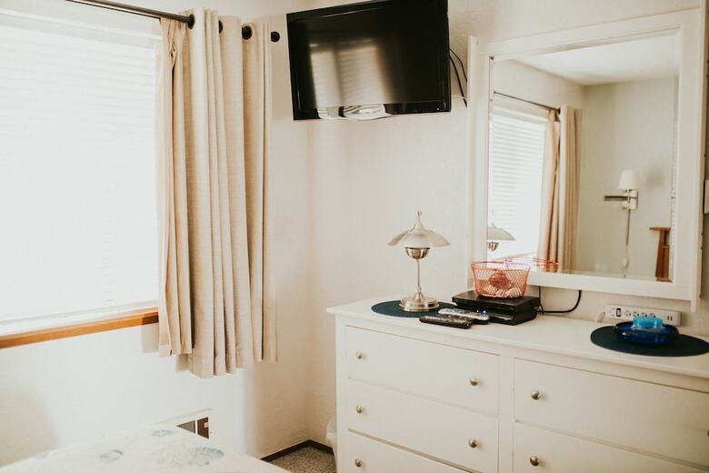 Nye Beach Condos & Cottages