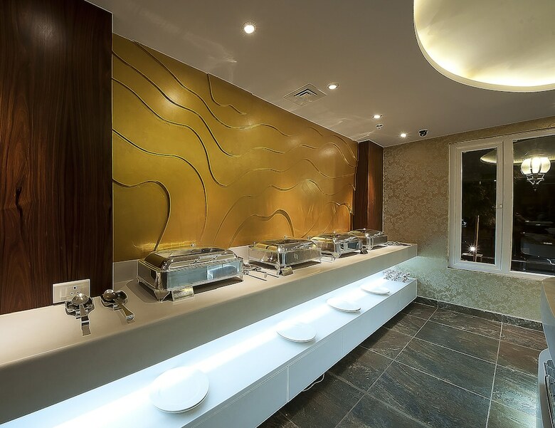 Hotel Regent Grand