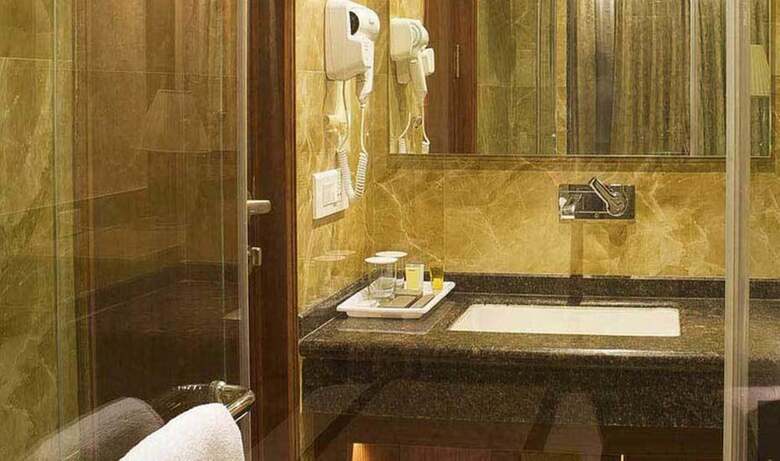 Hotel Regent Grand