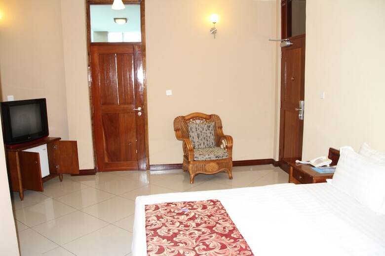 Safina Hotel & Apartments