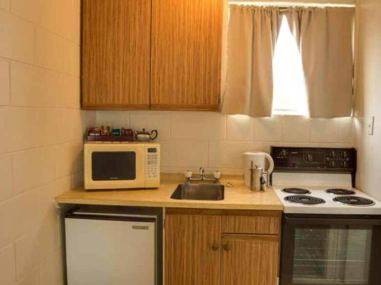 Alpha Motor Inn