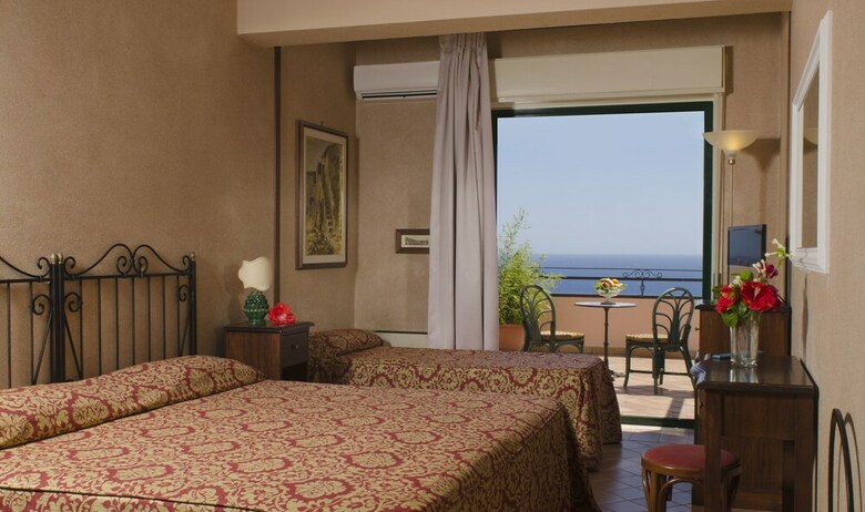 Baia Taormina Hotel