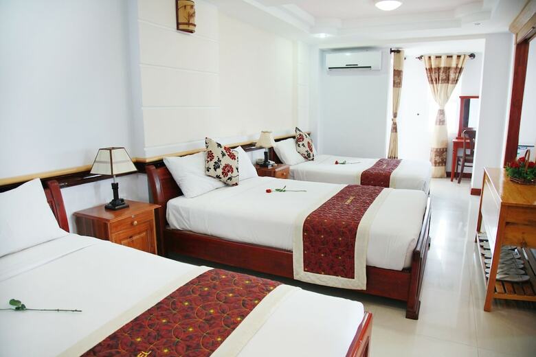 Atlantic Da Nang Hotel