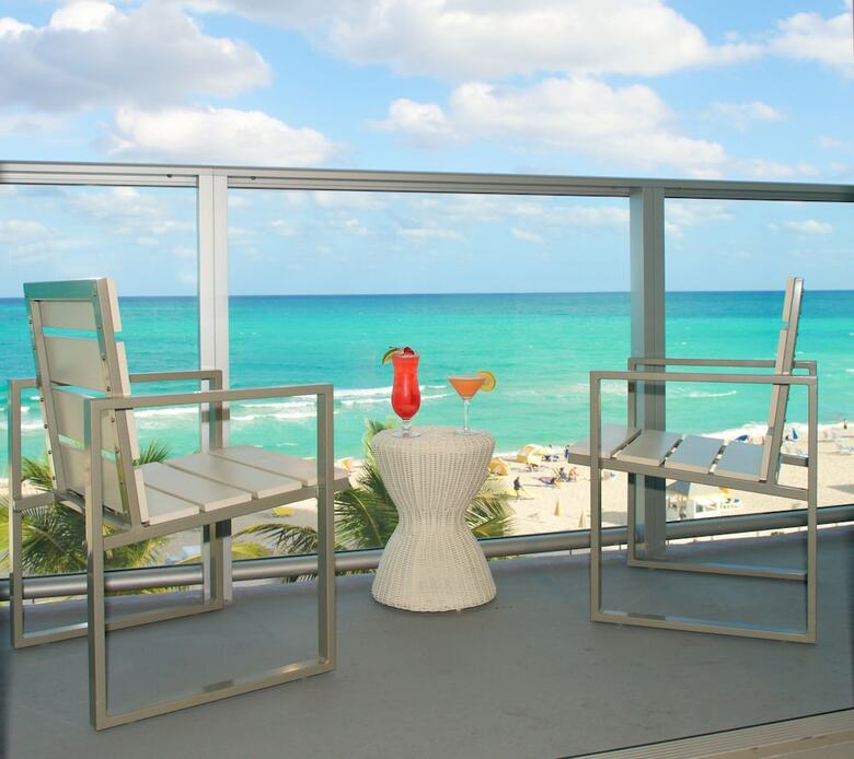 Cadillac Hotel & Beach Club, Autograph Collection