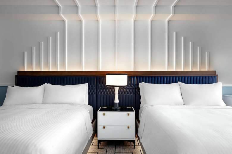 Cadillac Hotel & Beach Club, Autograph Collection