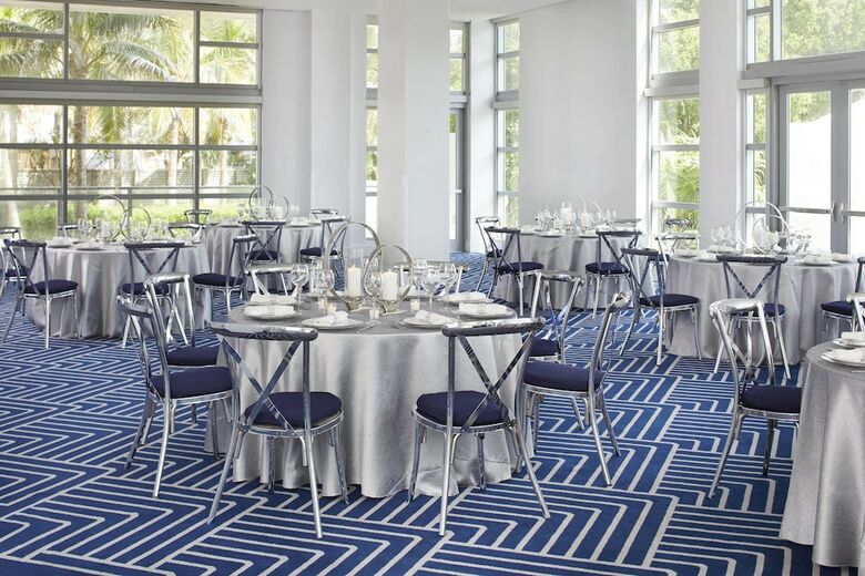 Cadillac Hotel & Beach Club, Autograph Collection