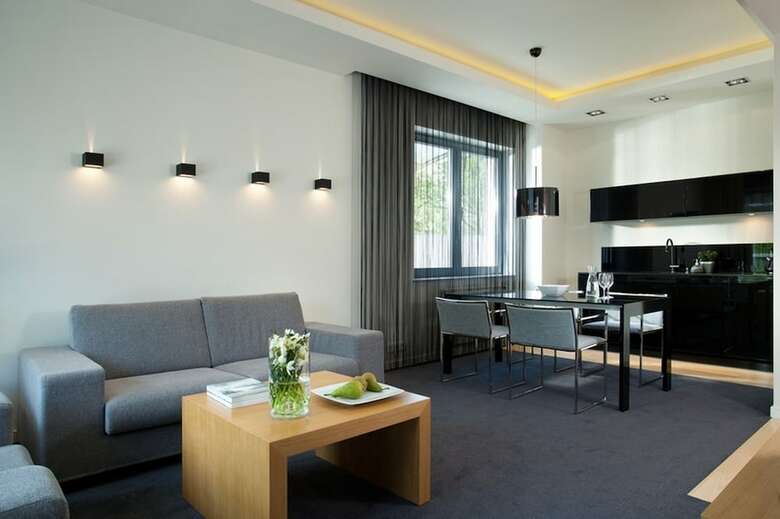 Longstay Aparthotel