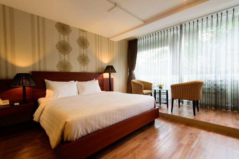 Central Park Saigon Hotel