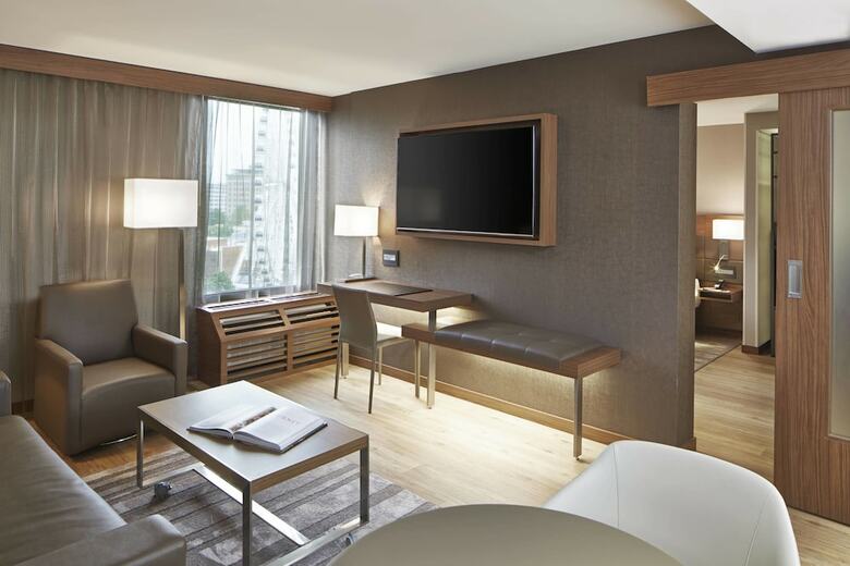 AC Hotel By Marriott Atlanta Downtown