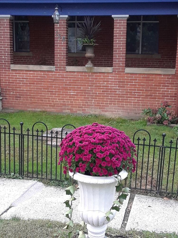 The Old Parsonage Bed And Breakfast