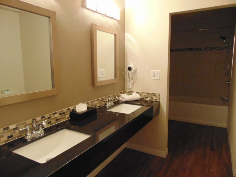 Redac Gateway Hotel In Torrance