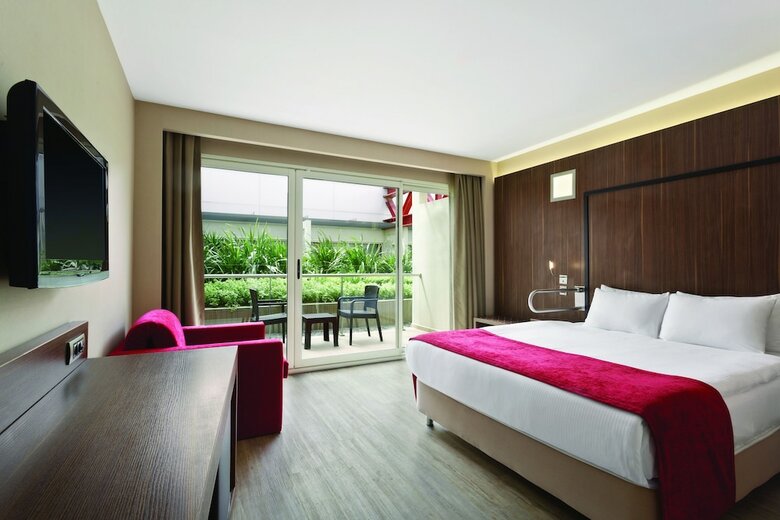Hotel Ramada Encore By Wyndham Izmir