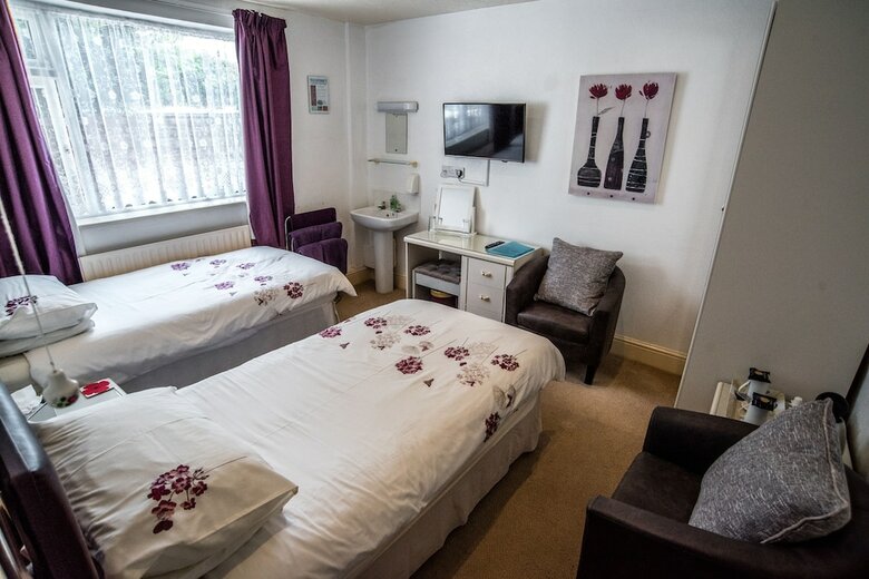 Hotel Holcombe Guest House