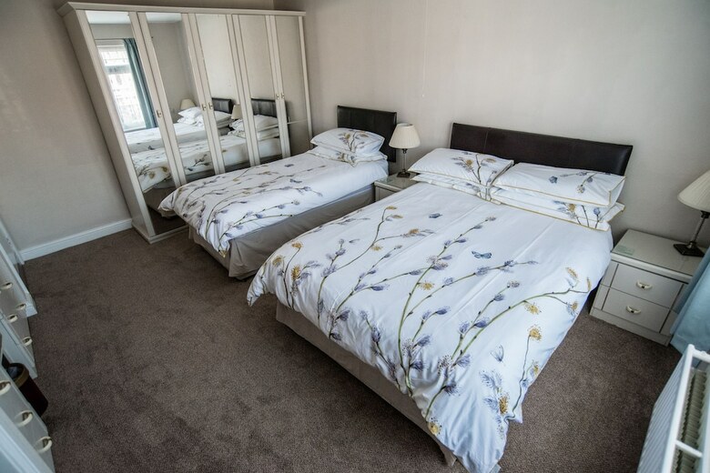 Hotel Holcombe Guest House