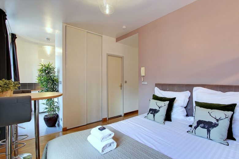 Short Stay Group Museum View Serviced Apartments