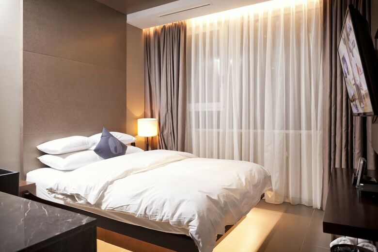 Hotel The Designers Hongdae