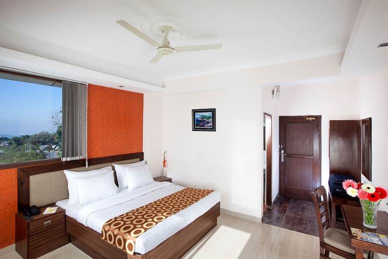 Hotel Sterling Dharamshala