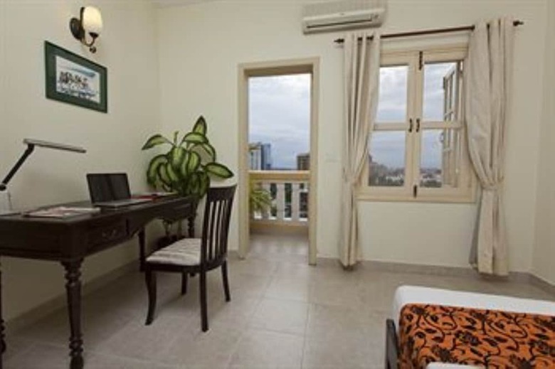 Hotel Grand Residence