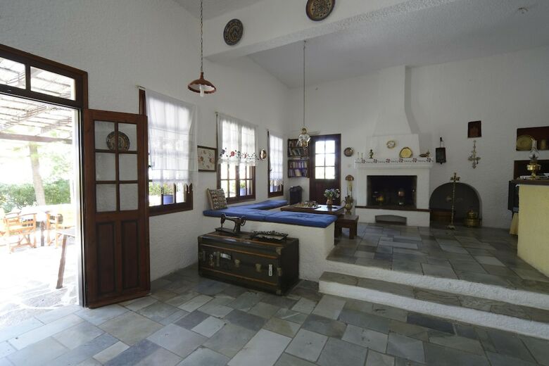 Vagia Traditional Hotel
