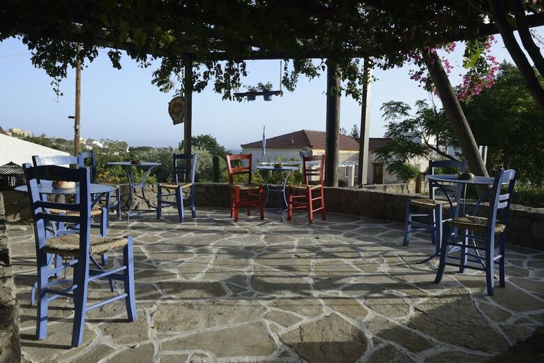 Vagia Traditional Hotel