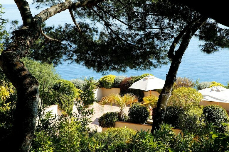 Hotel La P�rouse Nice Baie Des Anges