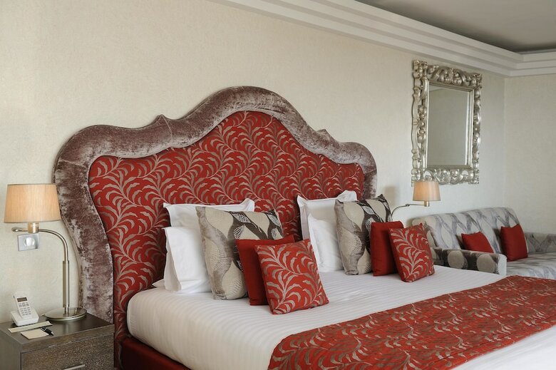 Hotel La P�rouse Nice Baie Des Anges