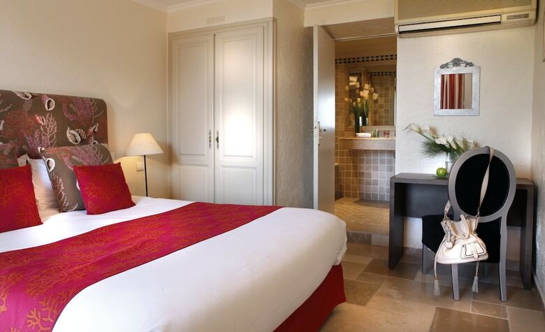Hotel La P�rouse Nice Baie Des Anges