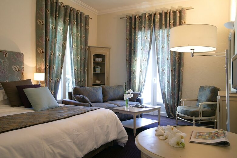 Hotel La P�rouse Nice Baie Des Anges