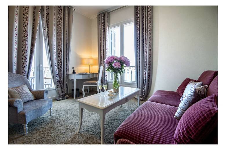 Hotel La P�rouse Nice Baie Des Anges