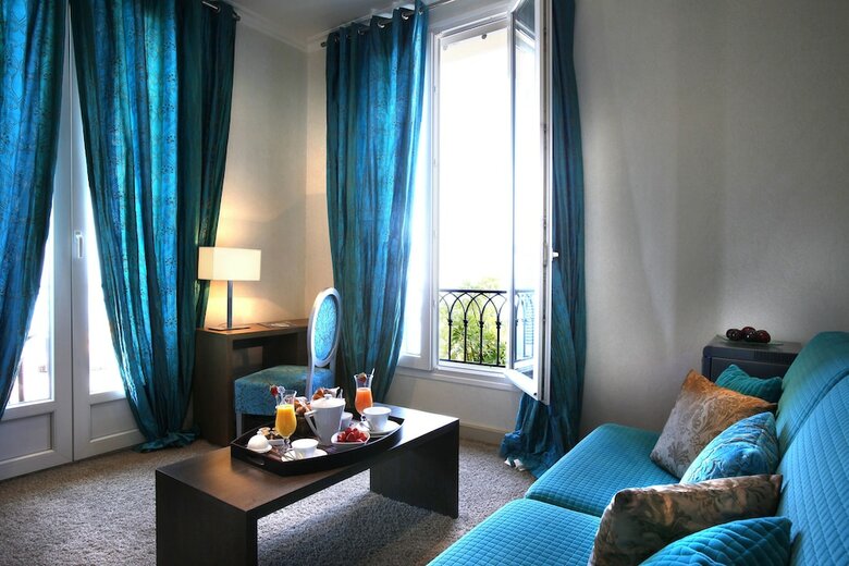 Hotel La P�rouse Nice Baie Des Anges