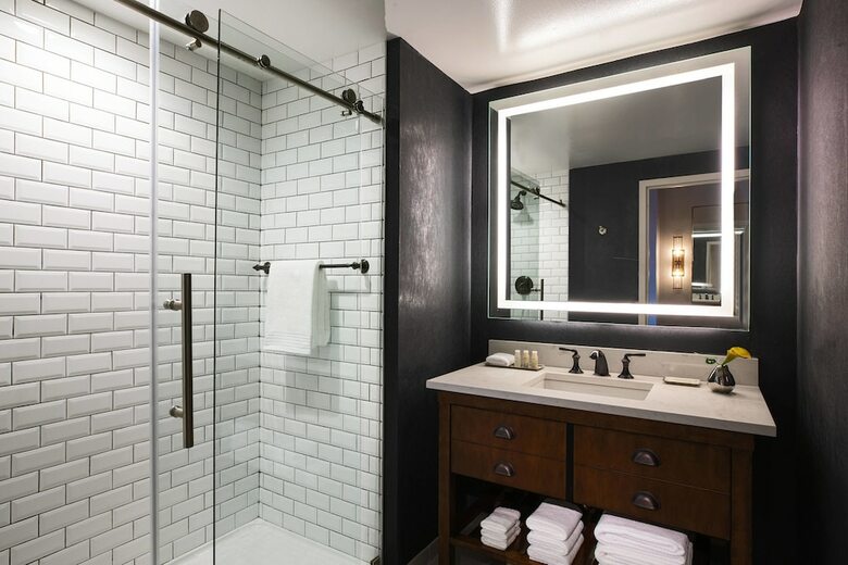 Renaissance Philadelphia Downtown Hotel