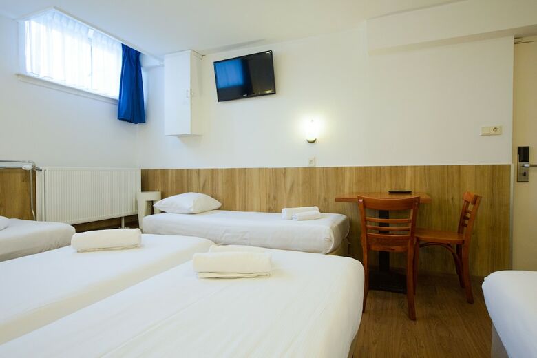 Hotel Titus