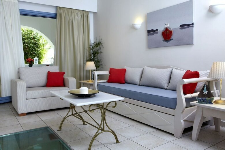 Hotel Mitos Suites