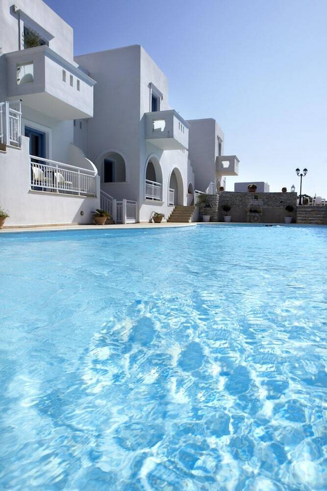 Hotel Mitos Suites