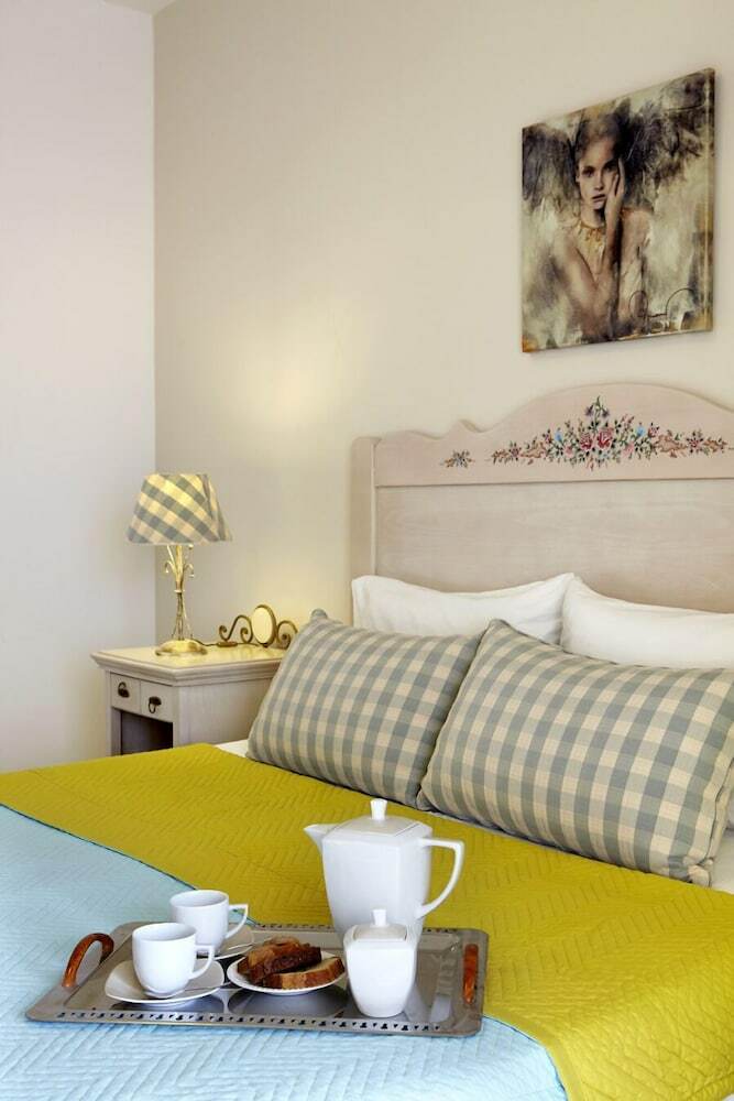 Hotel Mitos Suites