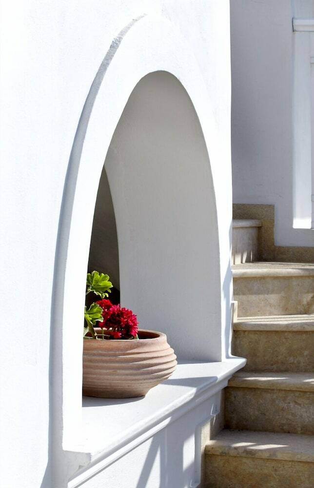 Hotel Mitos Suites