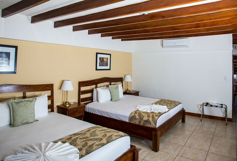 Hotel Jac� Laguna Resort And Beach Club