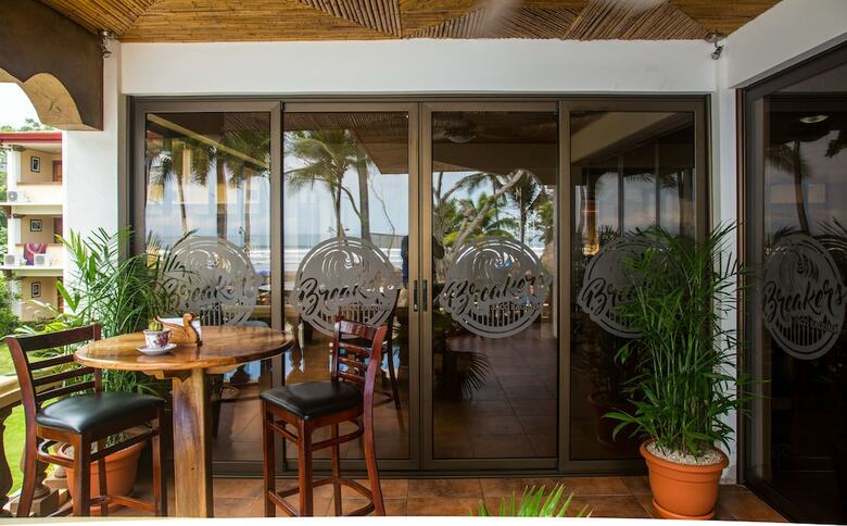 Hotel Jac� Laguna Resort And Beach Club