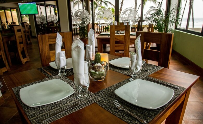 Hotel Jac� Laguna Resort And Beach Club