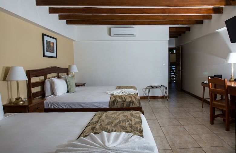 Hotel Jac� Laguna Resort And Beach Club
