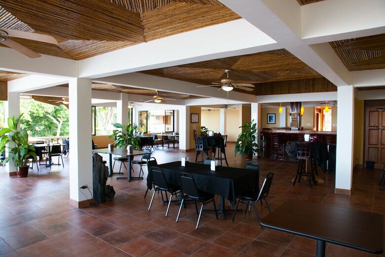 Hotel Jac� Laguna Resort And Beach Club