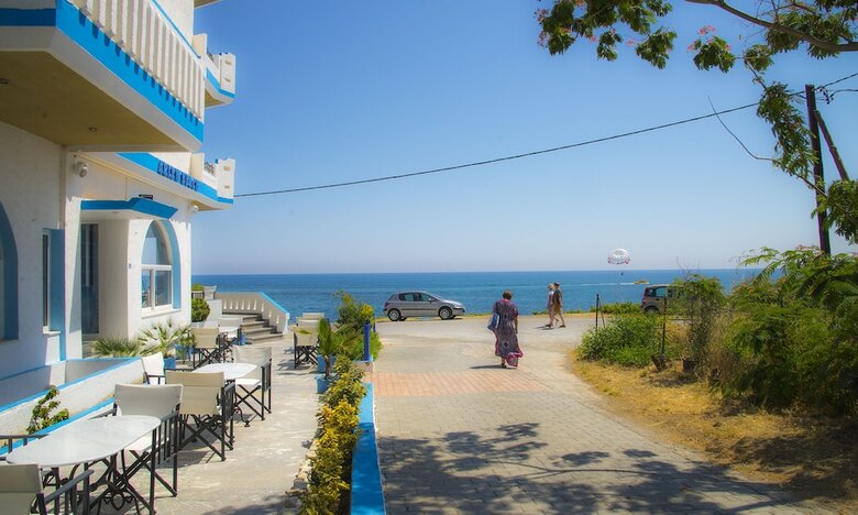 Aparthotel Arlen Beach Hotel