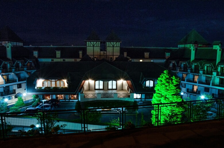 Hotel Home Green Home