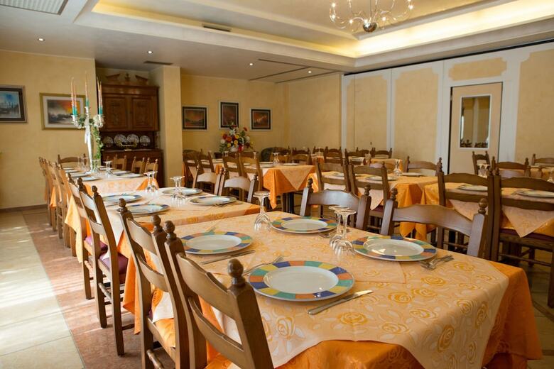 Hotel Confine