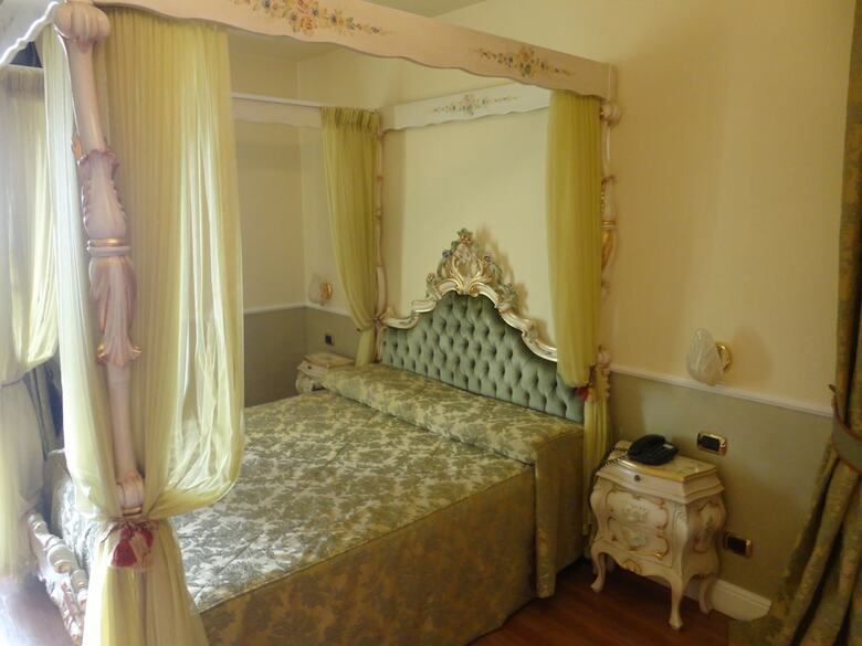 Hotel Confine