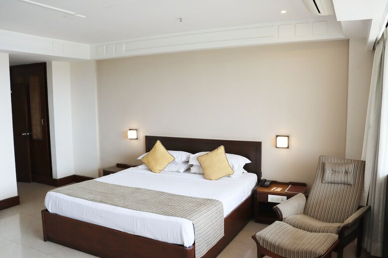 Hotel Ivory Tower