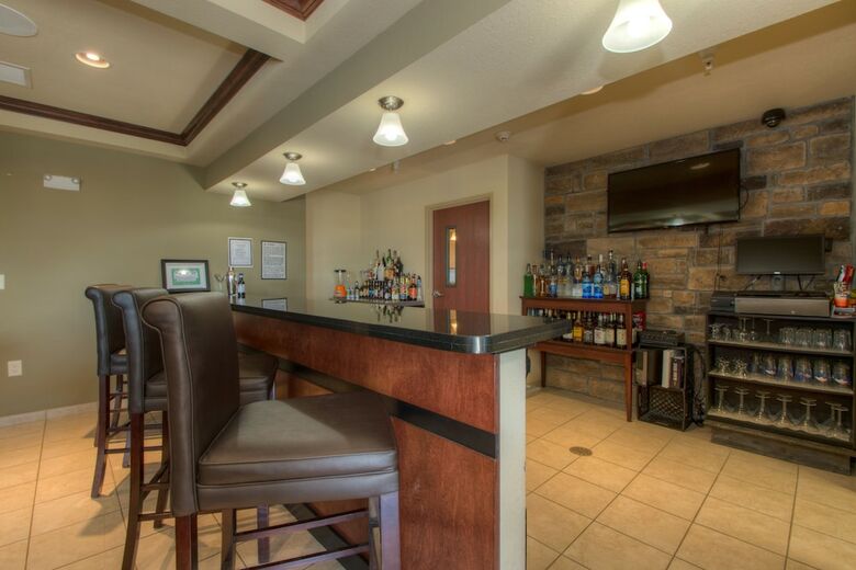 Hotel Cobblestone Inn & Suites - Holyoke
