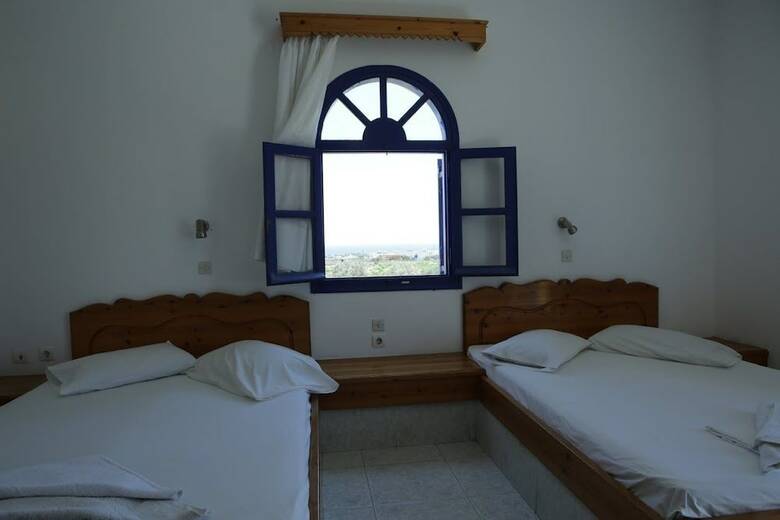 Hotel Perissa